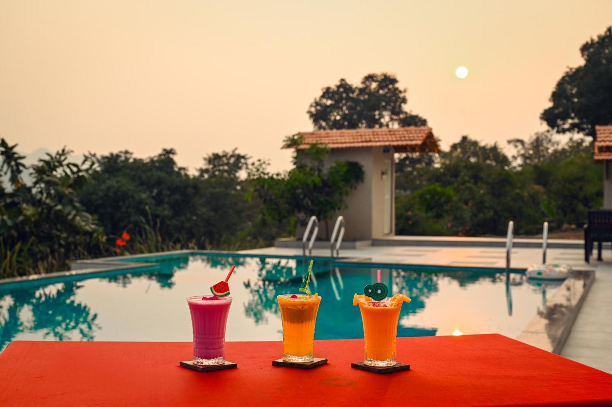 Shinde'S Tikona Valley Farm Villa Pune Exterior photo